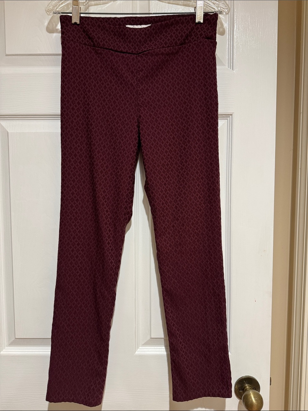 Margaret M Burgundy Textured pull on cropped pants.